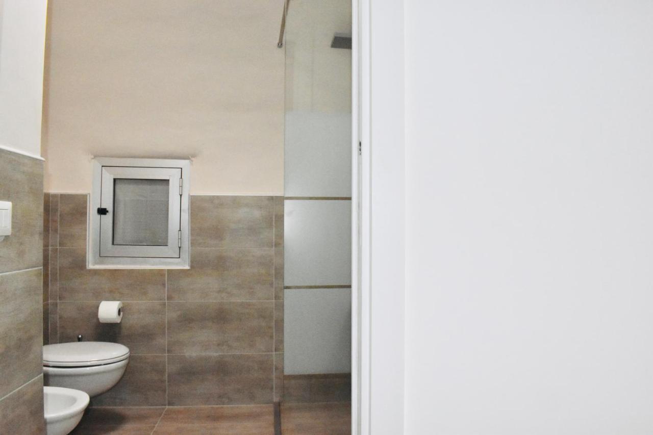 Miral One Apartment Бари Екстериор снимка