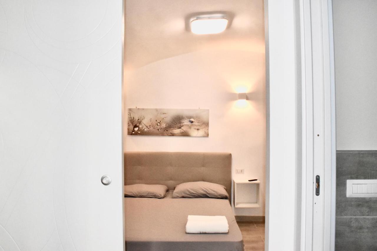 Miral One Apartment Бари Екстериор снимка