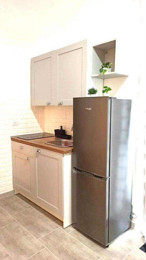 Miral One Apartment Бари Екстериор снимка